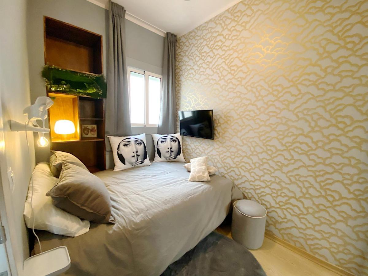Abbott Apartment - 1 Min From The Beach - 100M2 - Sleeps 8 Σίτζες Εξωτερικό φωτογραφία